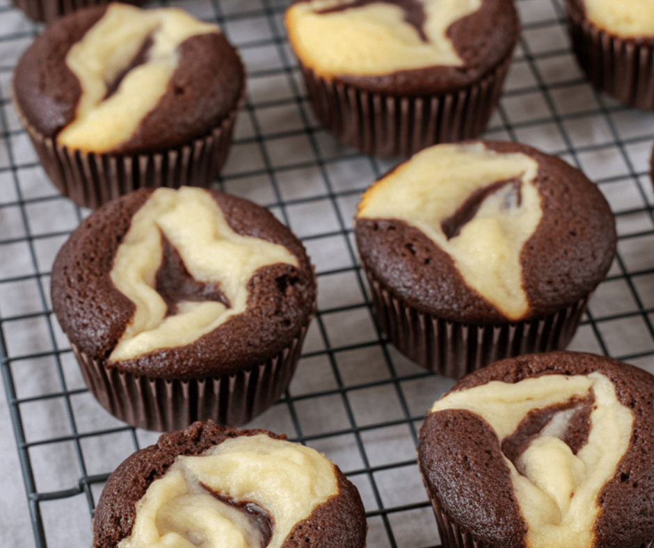 Chocolate Cream Cheese Cupcakes EASY Chocolate Cream Cheese Cupcakes