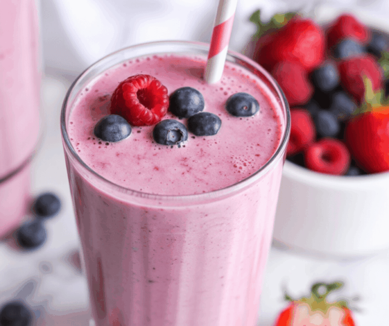 EASY Mixed Berry Smoothie