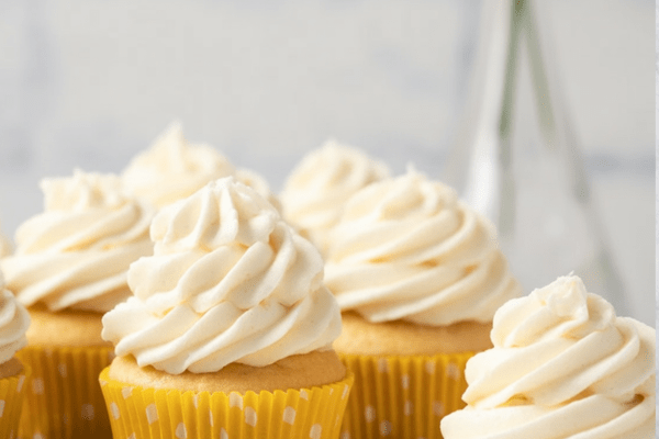 Pineapple Cupcakes Pineapple Cupcakes
