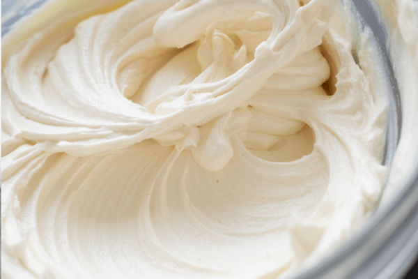 Vanilla Buttercream Frosting Vanilla Buttercream Frosting